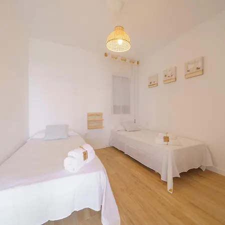 Homeholidaysrentals Delmare - Costa Barcelona * Pineda de Mar