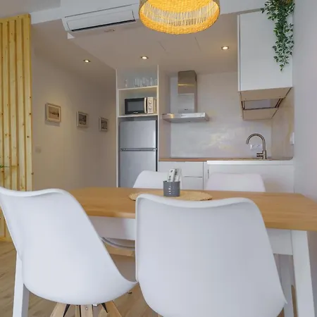 Homeholidaysrentals Delmare - Costa Barcelona * 皮内达德马尔